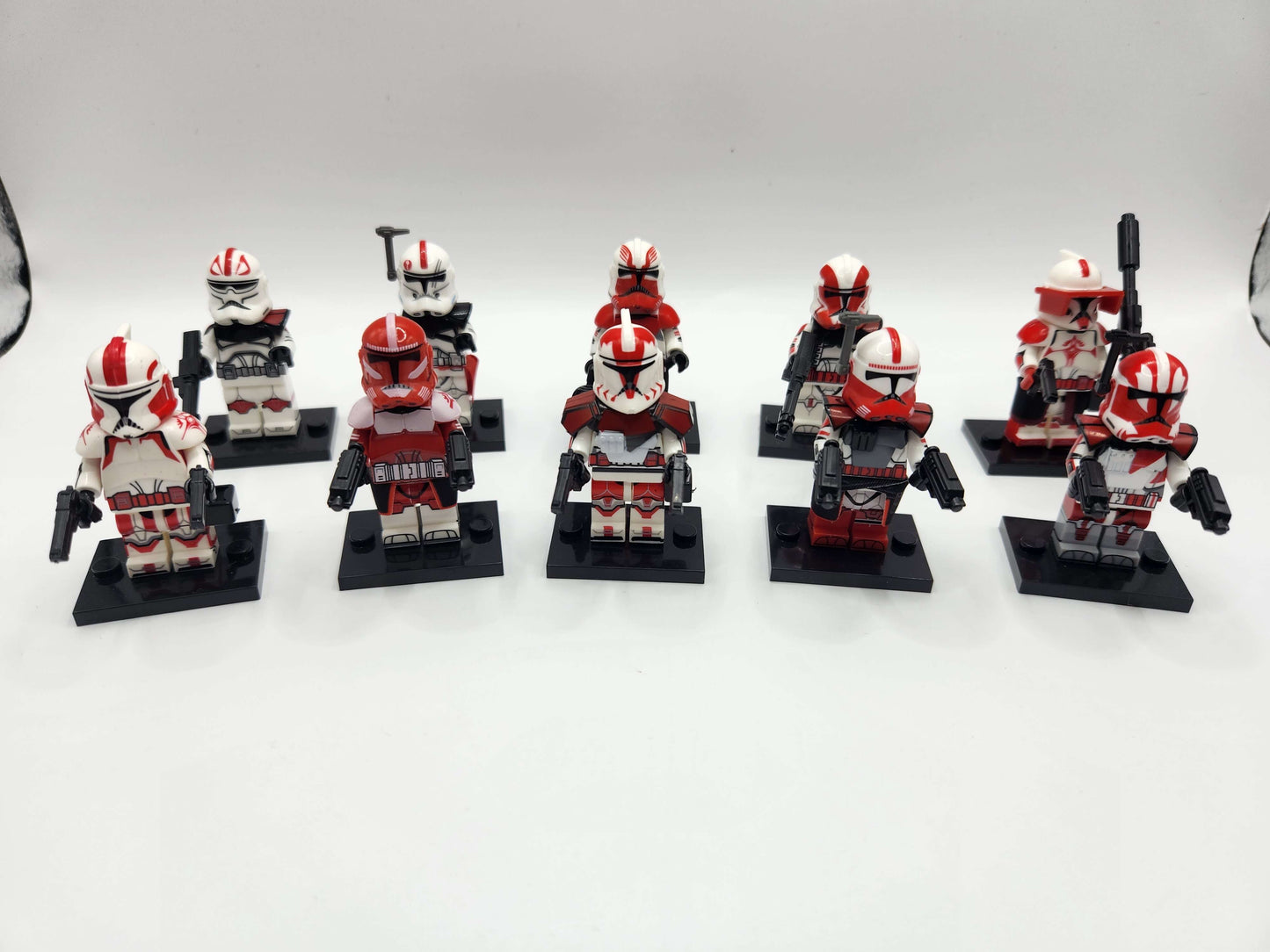 [Pre Order] Set of 50 Clone Trooper Commanders with Blasters