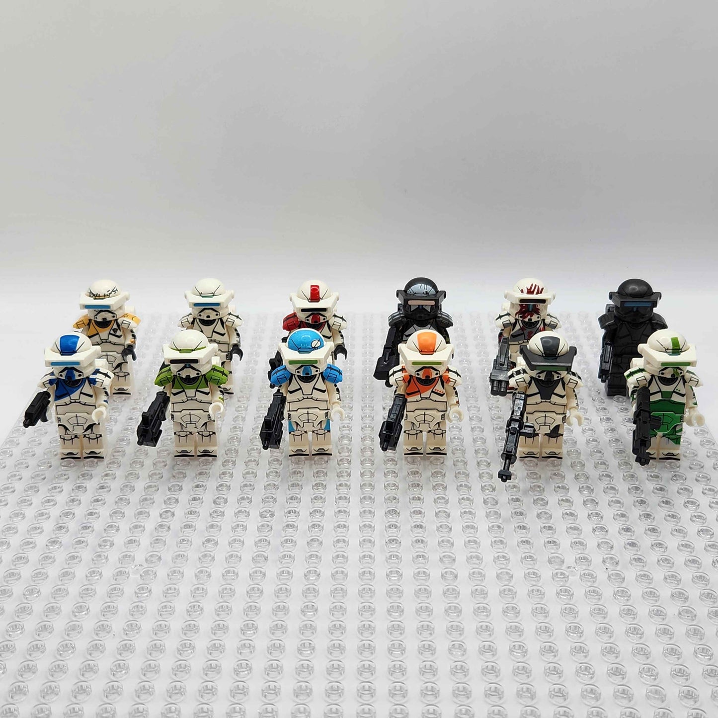 NEW RELEASE! Clone Commandos Delta Squad Set of 12 with Blasters