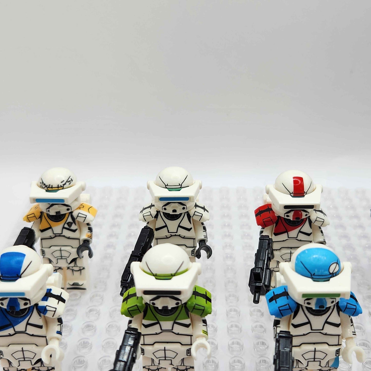 NEW RELEASE! Clone Commandos Delta Squad Set of 12 with Blasters